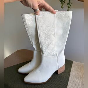 Chic White Leather Heeled Boots